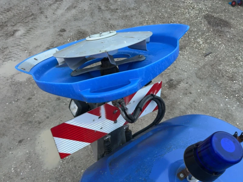 Mercedes-Benz UNIMOG U400 L самосвал снегорин 4х4, снимка 15 - Камиони - 53091908