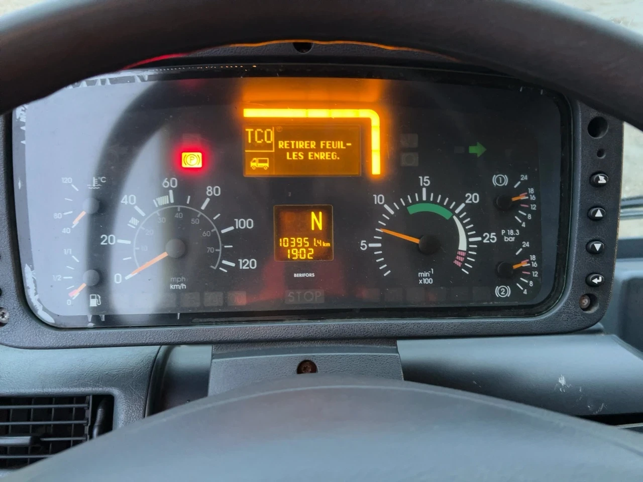 Mercedes-Benz UNIMOG U400 L самосвал снегорин 4х4 - изображение 9