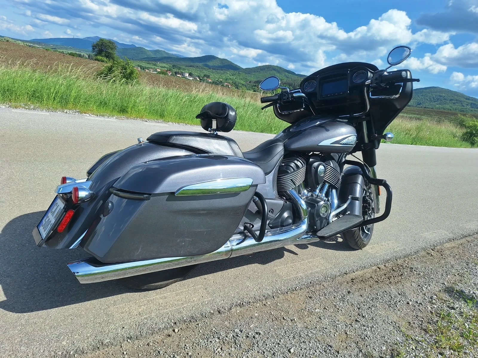 Indian Chieftain, снимка 7 - Мотоциклети и мототехника - 56335267