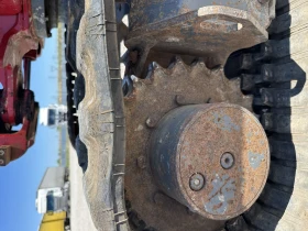 Багер Takeuchi TB230, снимка 9