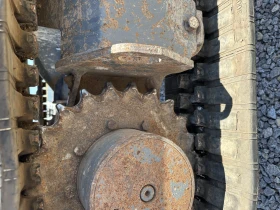 Багер Takeuchi TB230, снимка 10