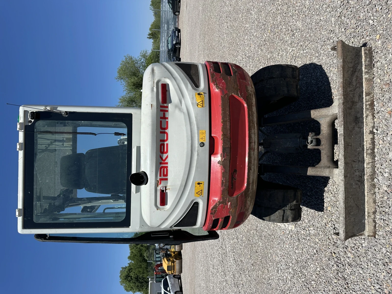 Багер Takeuchi TB230 - изображение 4