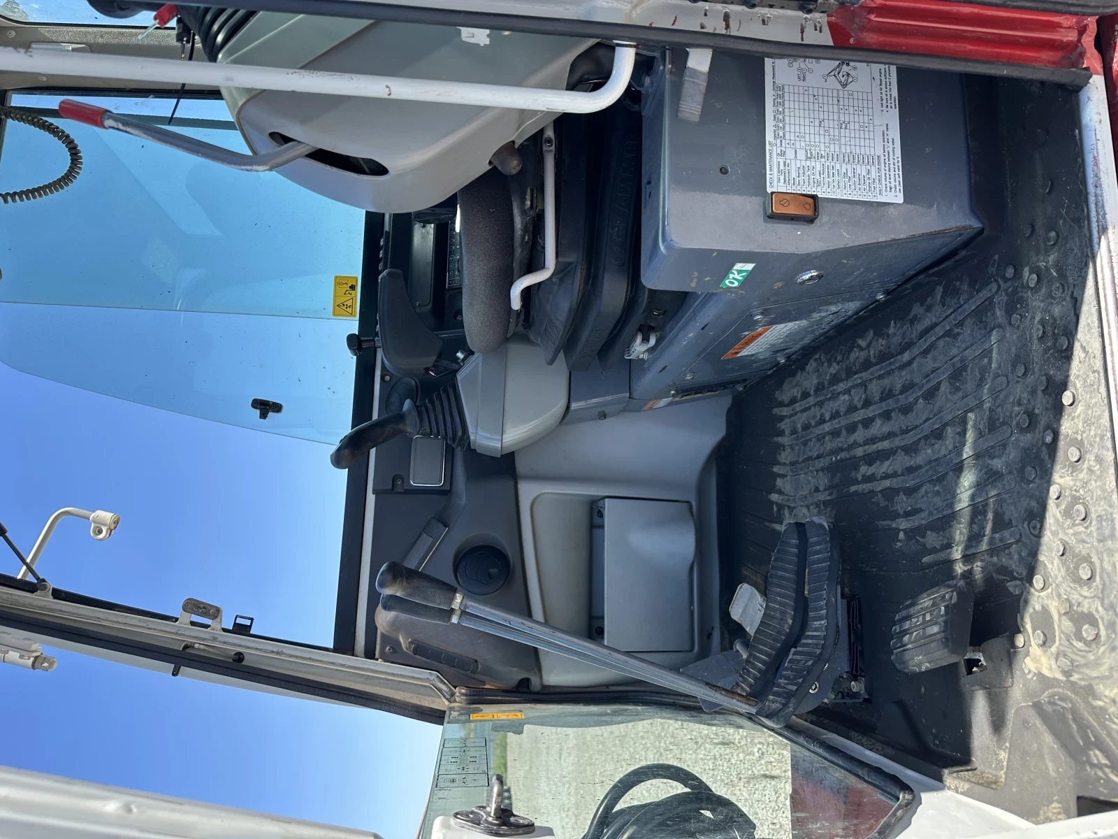  Takeuchi TB230 | Mobile.bg   11