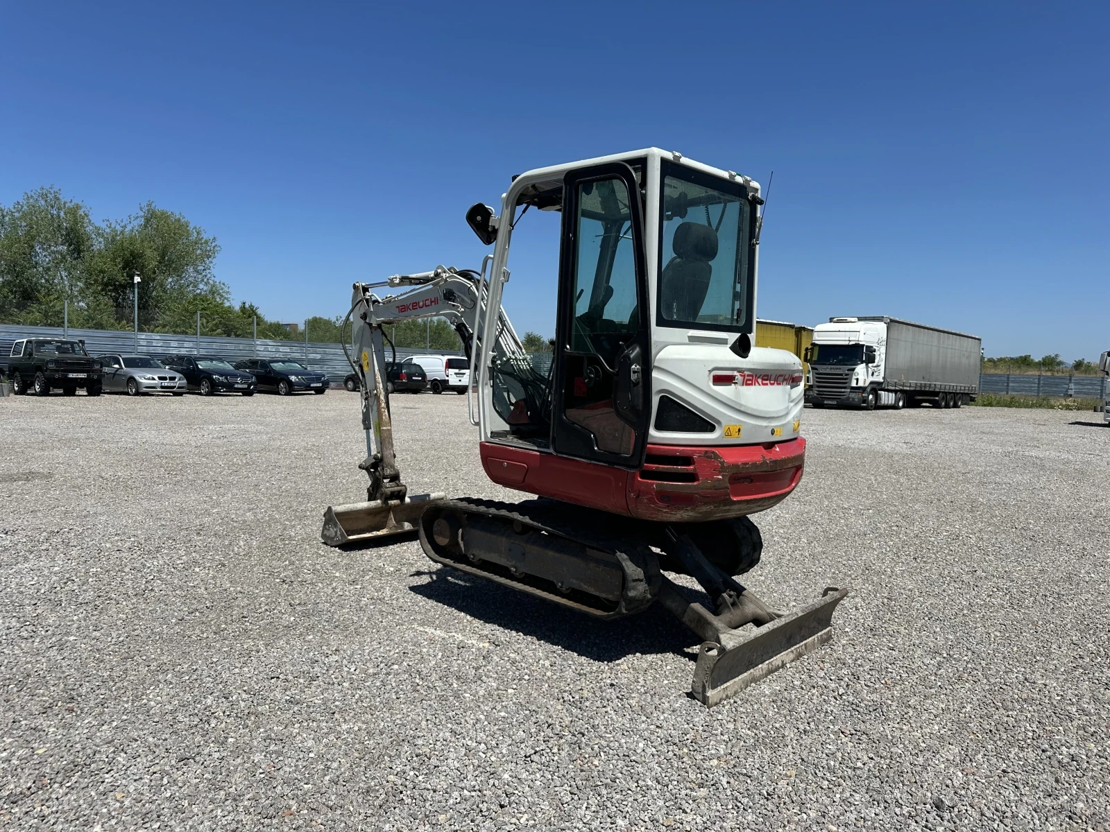 Багер Takeuchi TB230 - изображение 5