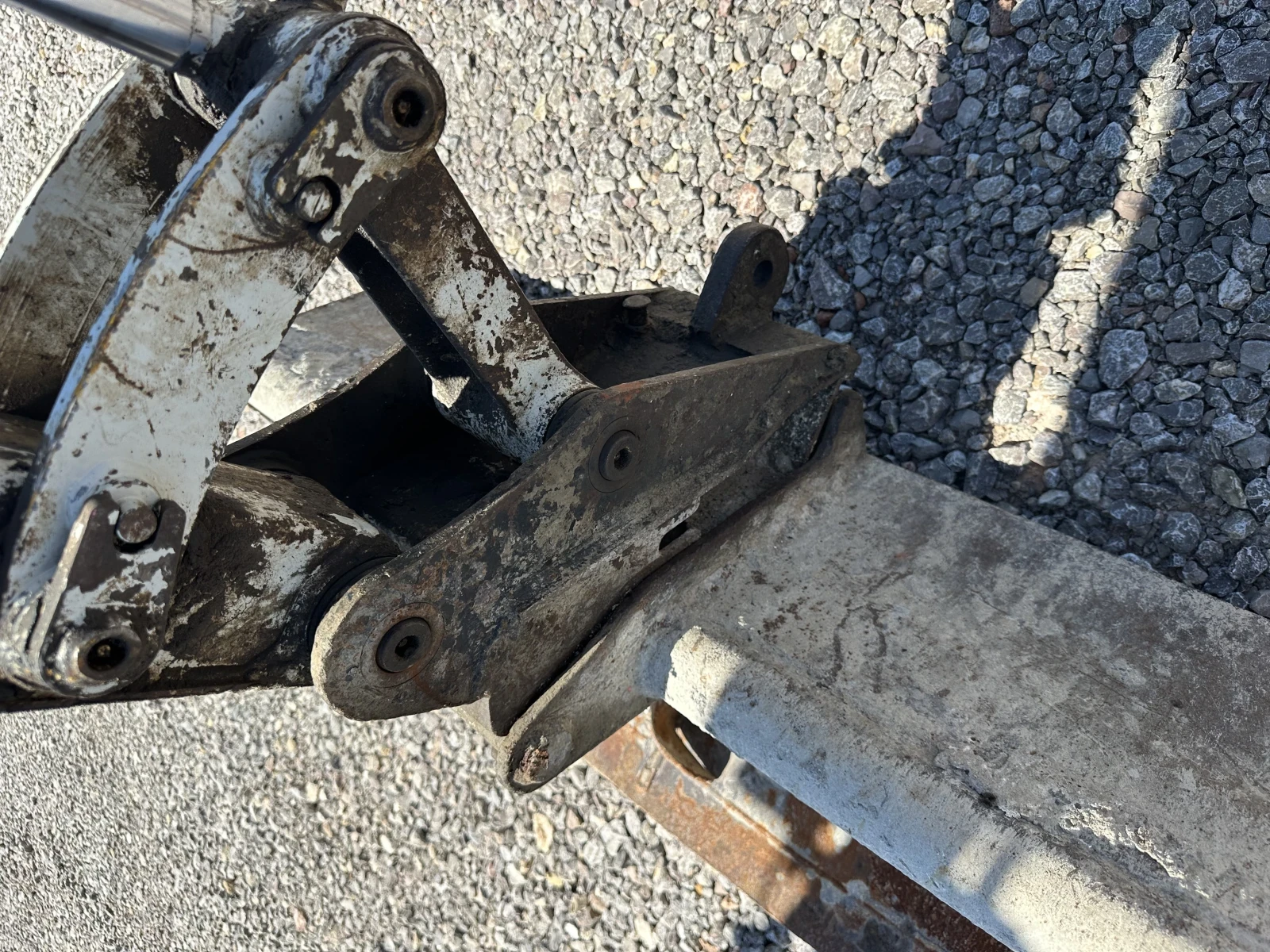 Багер Takeuchi TB230 - изображение 8