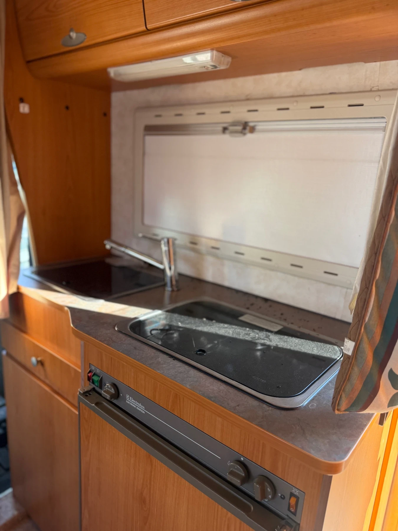 Кемпер Fiat DUCATO 2, снимка 11 - Каравани и кемпери - 56569691
