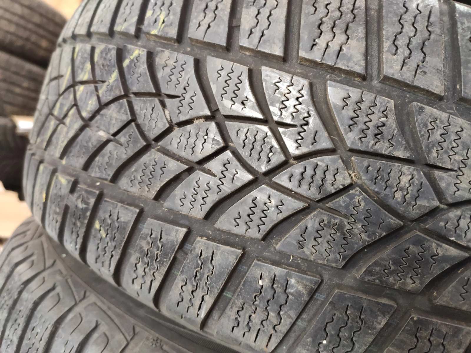  205/60R16 | Mobile.bg   3