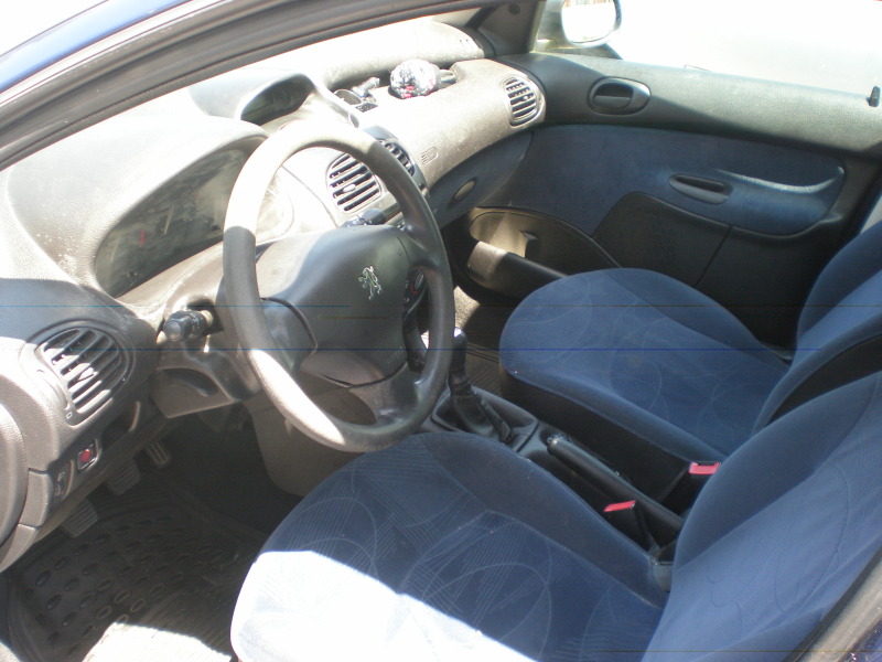 Peugeot 206, снимка 2 - Автомобили и джипове - 46445668