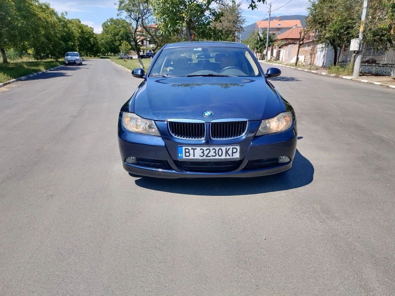 BMW 320, снимка 8 - Автомобили и джипове - 47019912