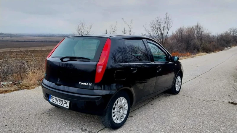 Fiat Punto 1.2i, снимка 4 - Автомобили и джипове - 48425739