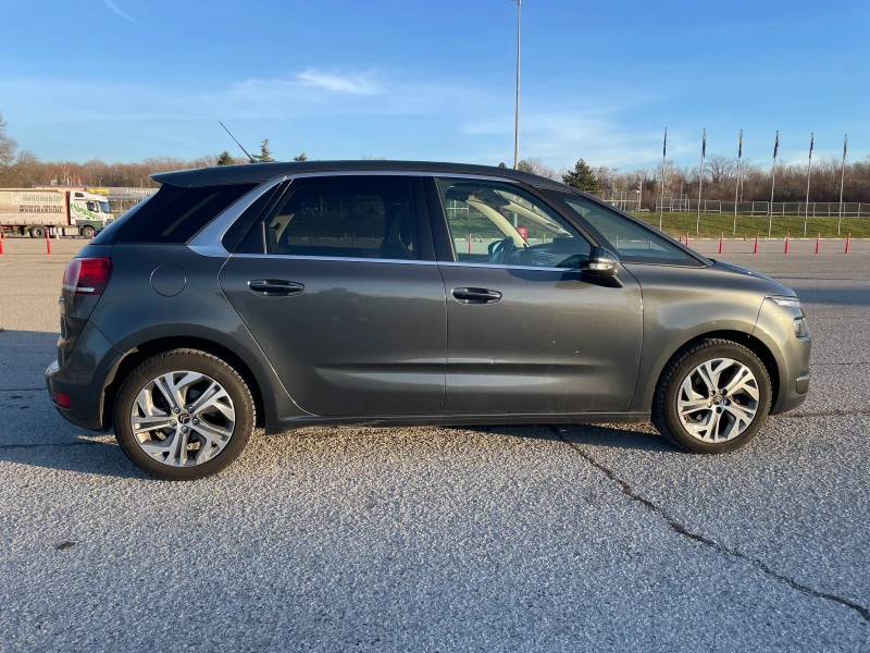 Citroen C4 Picasso, снимка 4 - Автомобили и джипове - 48560488