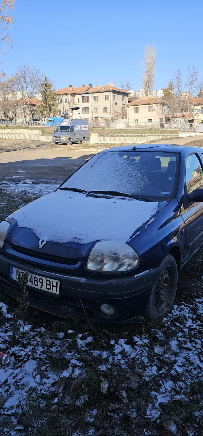 Renault Clio, снимка 4 - Автомобили и джипове - 48717817