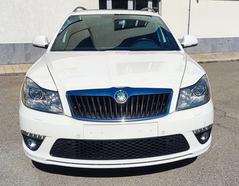 Skoda Octavia VRS 2.0TFSI 200к.с. Швейцария, снимка 4 - Автомобили и джипове - 49403448