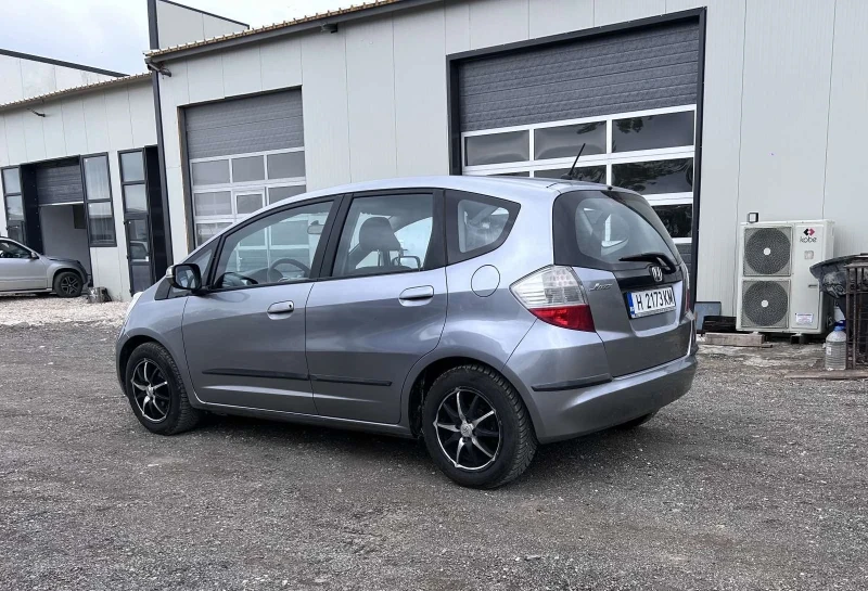 Honda Jazz, снимка 6 - Автомобили и джипове - 52646086