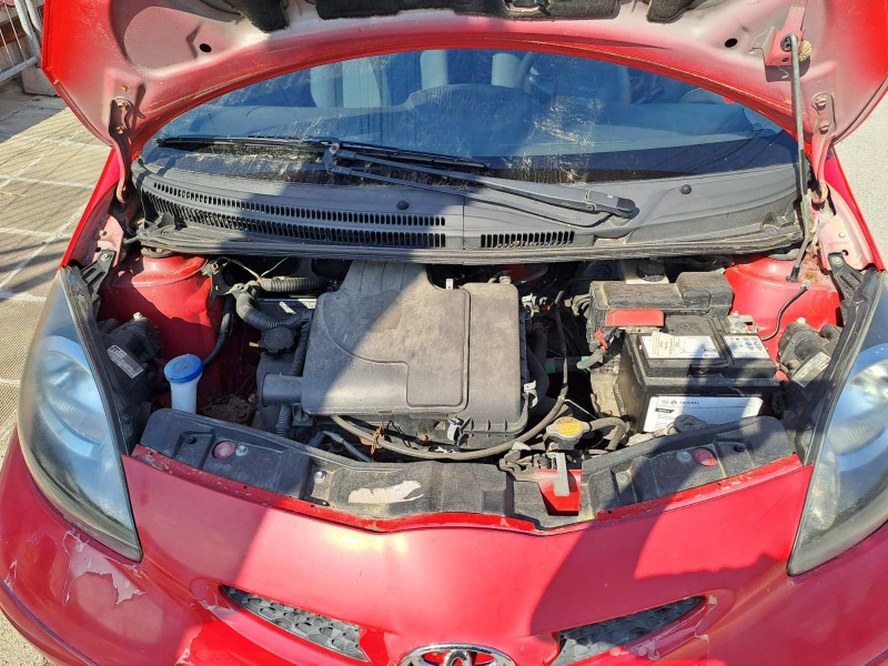 Toyota Aygo, снимка 8 - Автомобили и джипове - 52617506