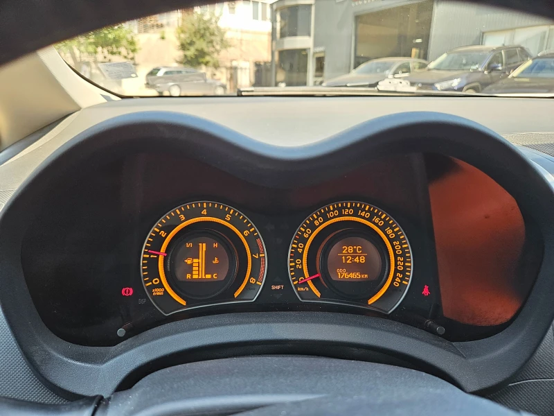 Toyota Auris 16V VVT-i, снимка 7 - Автомобили и джипове - 51607810