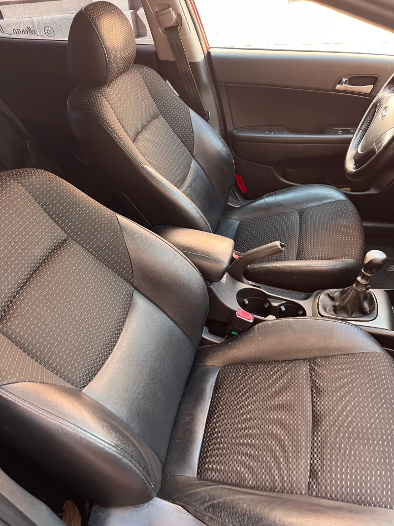 Hyundai I30, снимка 8 - Автомобили и джипове - 52688585