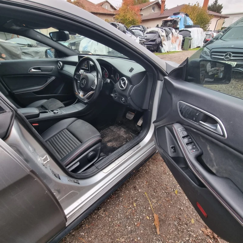 Mercedes-Benz CLA 200 facelift AMG packet , снимка 10 - Автомобили и джипове - 52297328