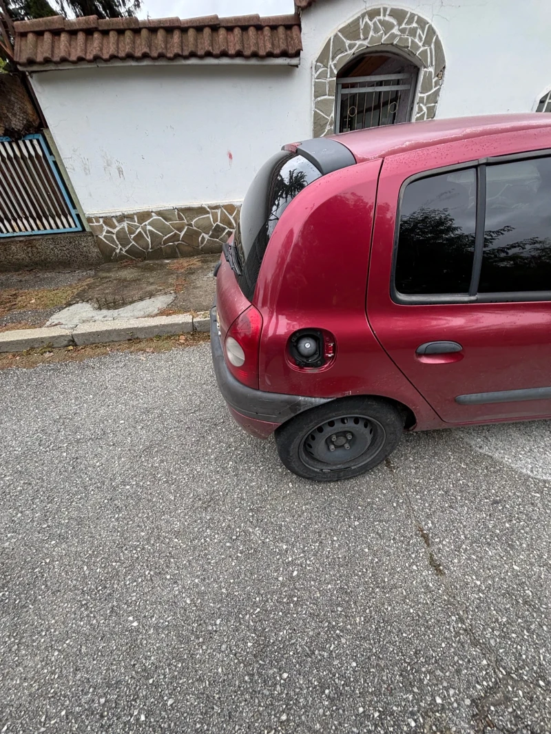 Renault Clio 1.9 чист дизел, снимка 6 - Автомобили и джипове - 52417189