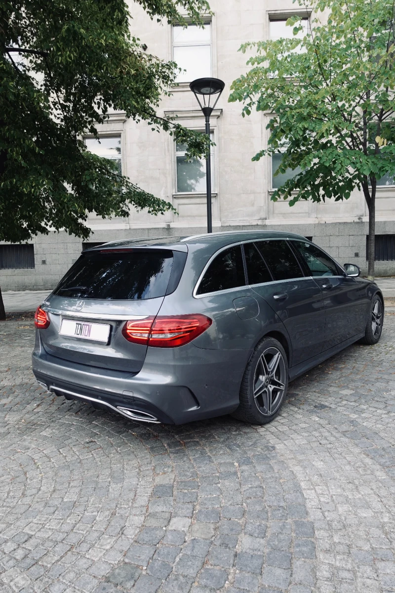 Mercedes-Benz C 220 d / AMG Line / Multibim LED / Digital, снимка 4 - Автомобили и джипове - 52528955