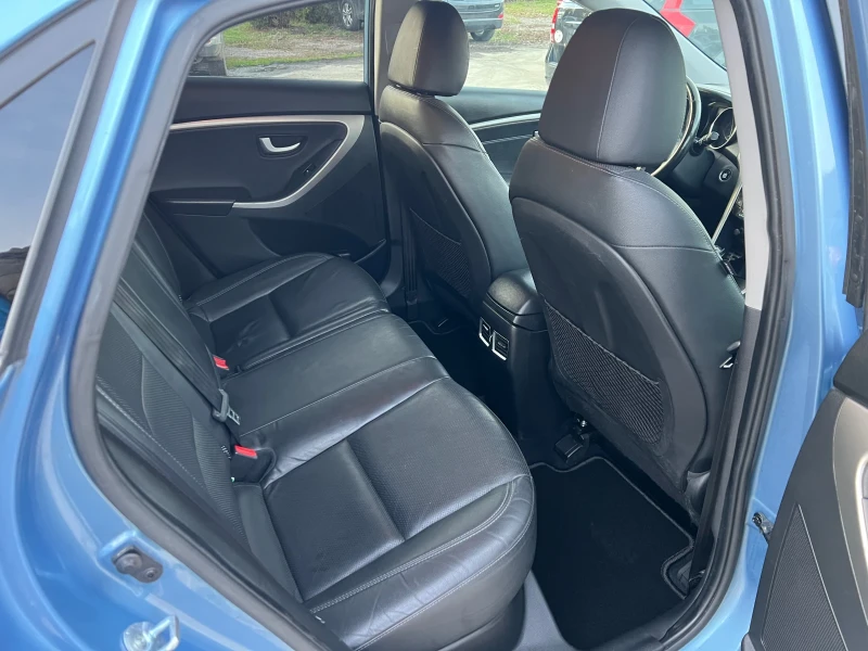 Hyundai I30 1.6i Бензин АВТОМАТ ШВЕЙЦАРИЯ, снимка 7 - Автомобили и джипове - 52841446