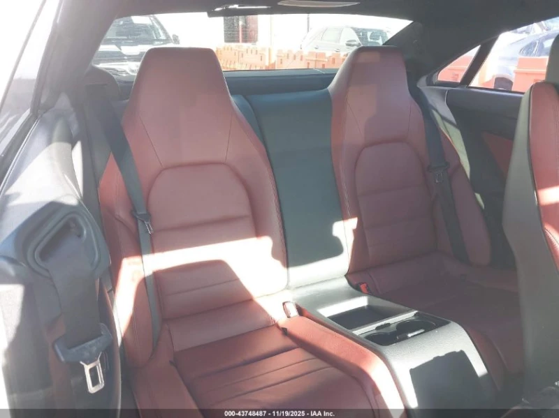 Mercedes-Benz E 350 3.5L V-6 DI, DOHC, VVT, 302HP Rear Wheel Drive, снимка 14 - Автомобили и джипове - 53042605