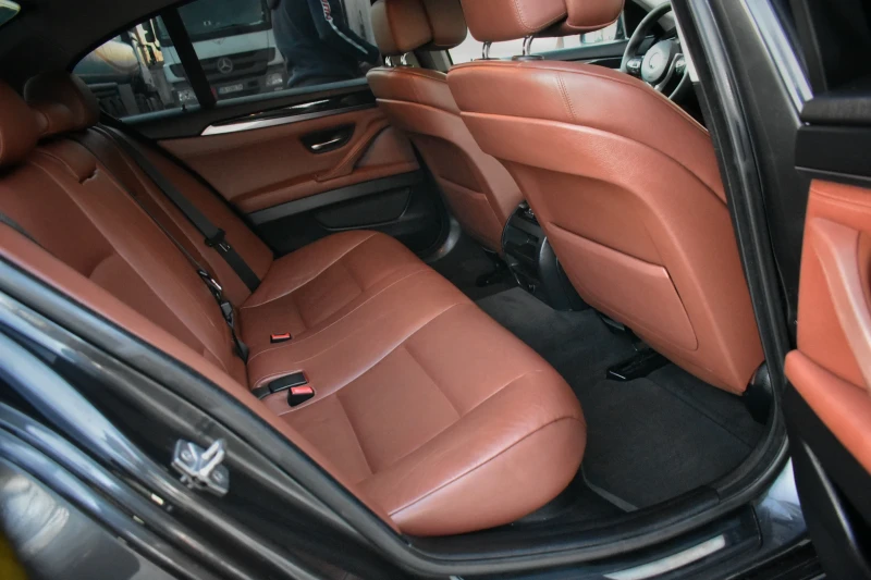 BMW 530 3.0D M5 Pack, снимка 9 - Автомобили и джипове - 53112805