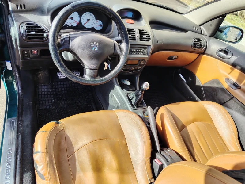 Peugeot 206 2004 г 1.6 бензин кабрио, снимка 5 - Автомобили и джипове - 53260399