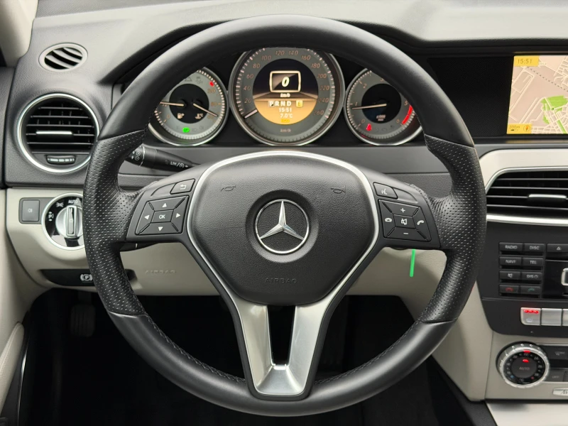 Mercedes-Benz C 220 CDI* С ПЪЛНА СЕРВИЗНА ИСТОРИЯ В MERCEDES! , снимка 9 - Автомобили и джипове - 53263744