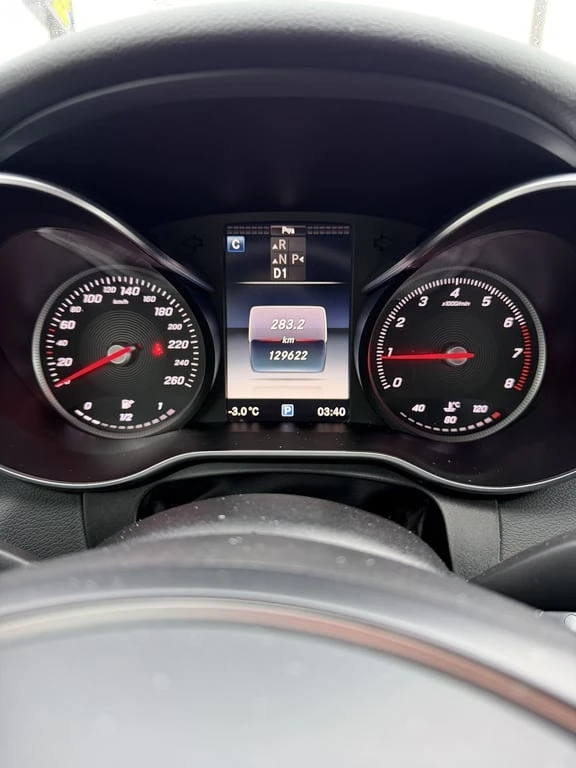 Mercedes-Benz C 300 * CARFAX * ЦЕНА ДО БГ, снимка 11 - Автомобили и джипове - 53188958