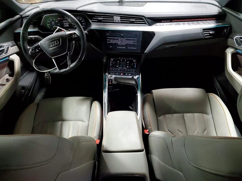 Audi E-Tron Chronos Edition Quattro | Цена до България, снимка 8 - Автомобили и джипове - 53838415