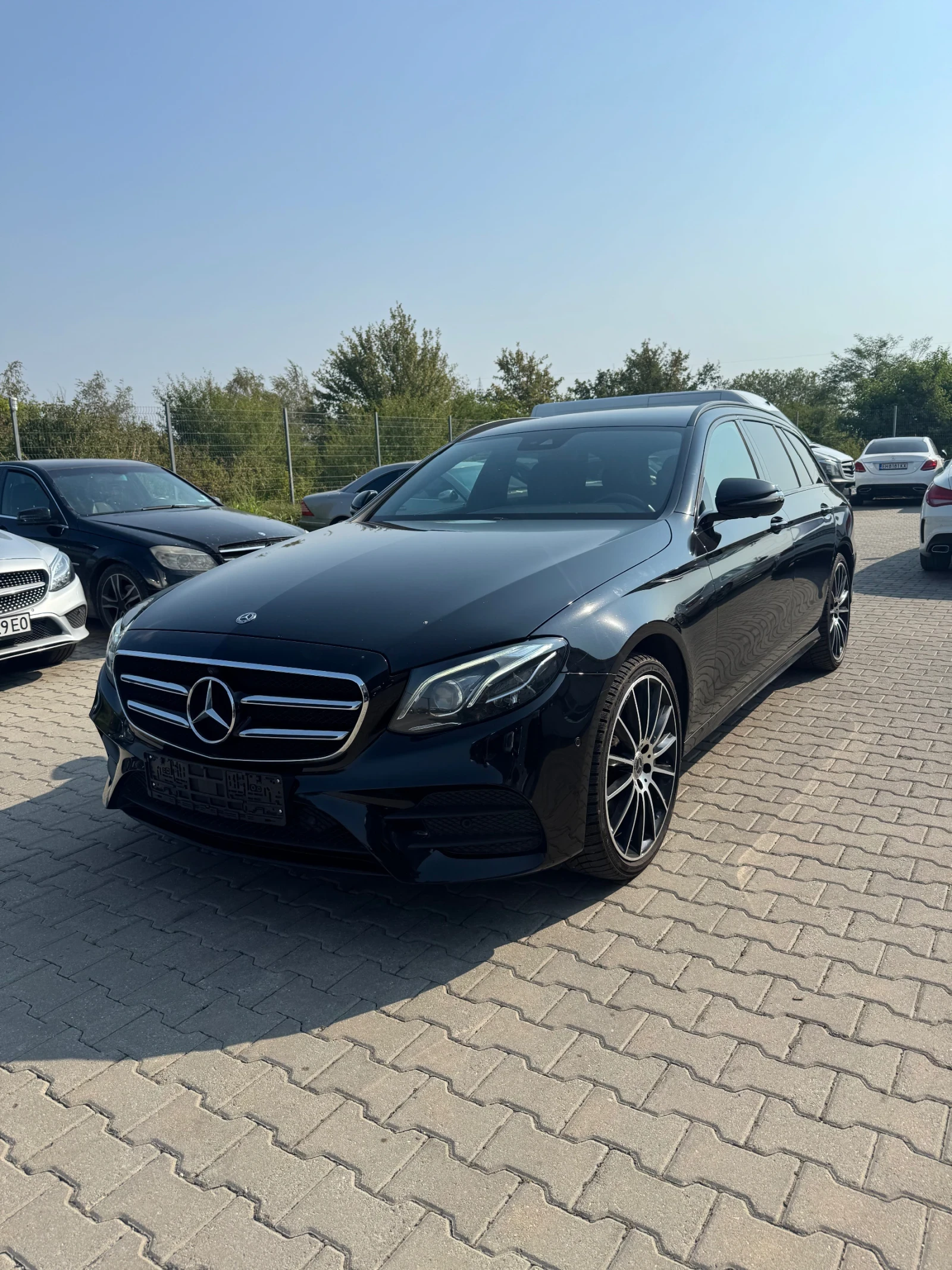 Mercedes-Benz E 400 d 4MATIC AMG, снимка 1