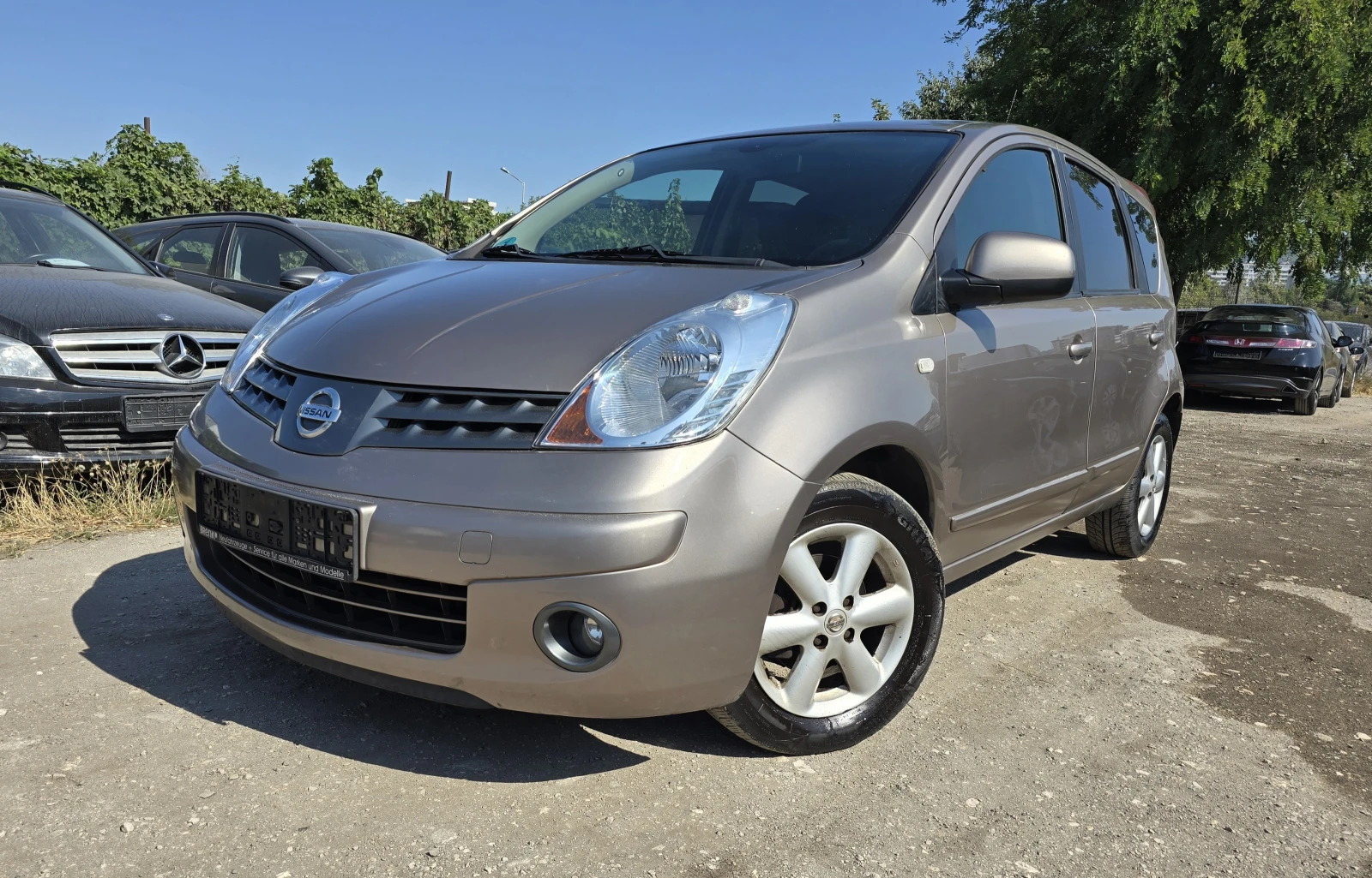 Nissan Note КОЛЕДНА ПРОМОЦИЯ/1.4i ПЕРФЕКТЕН, снимка 1