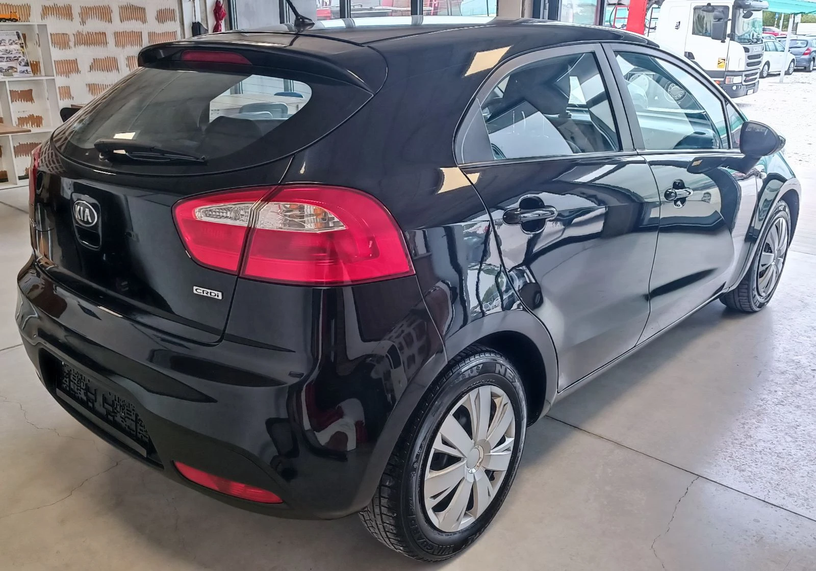 Kia Rio 1.1 ДИЗЕЛ - изображение 4