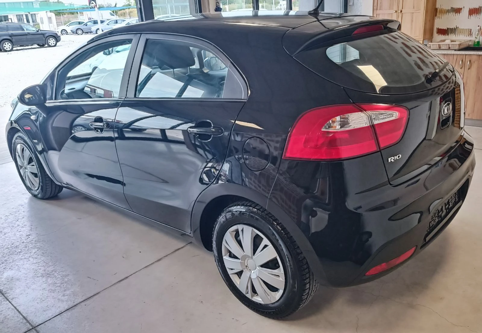 Kia Rio 1.1 ДИЗЕЛ - изображение 5