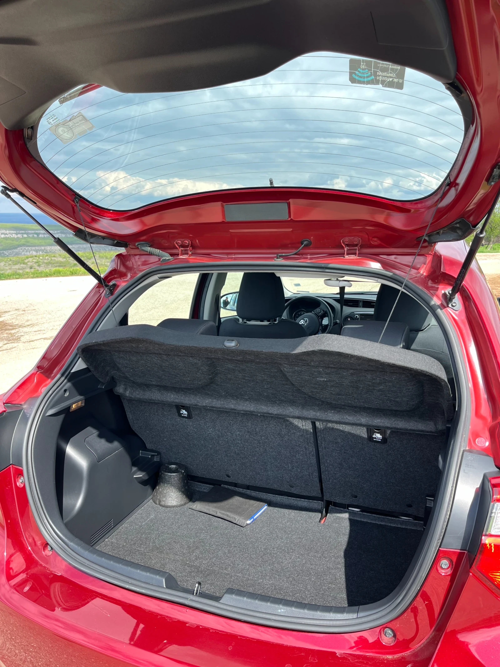 Toyota Yaris 1.5 VVT - изображение 10