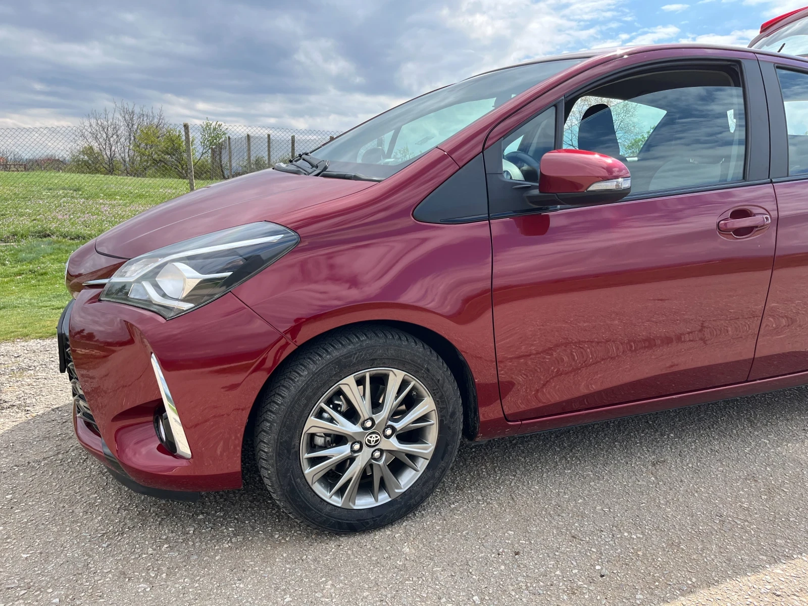 Toyota Yaris 1.5 VVT - изображение 8