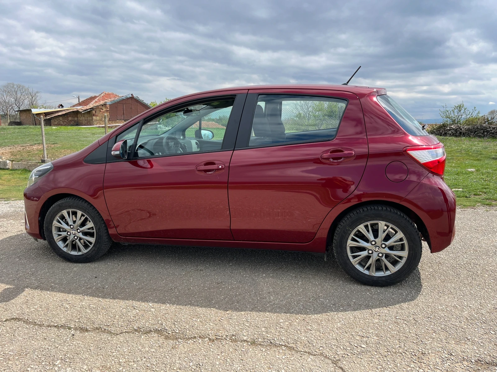Toyota Yaris 1.5 VVT - изображение 7