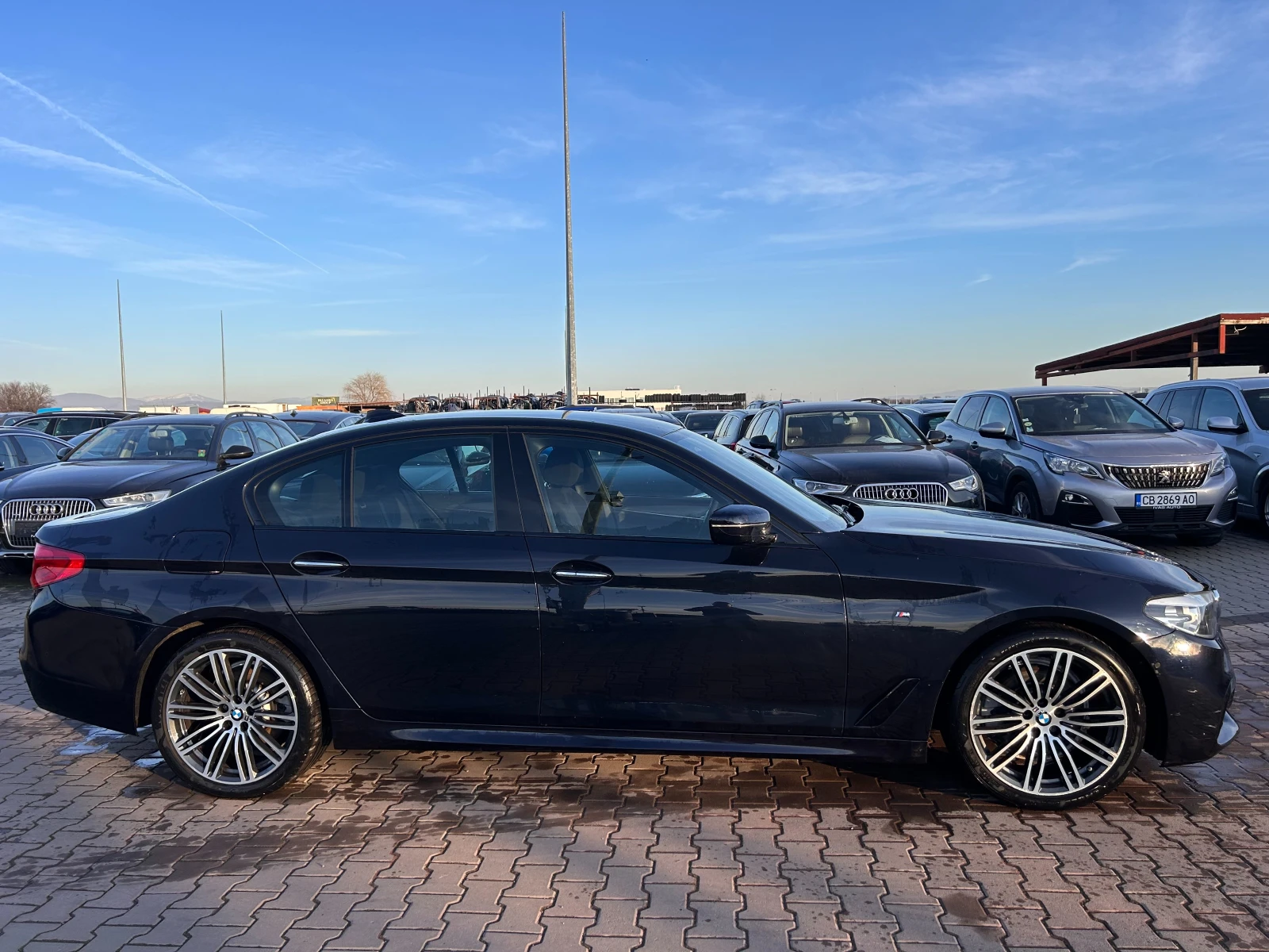 BMW 520 XD M-PACK/AVTOMAT/NAVI EURO 6 - изображение 5