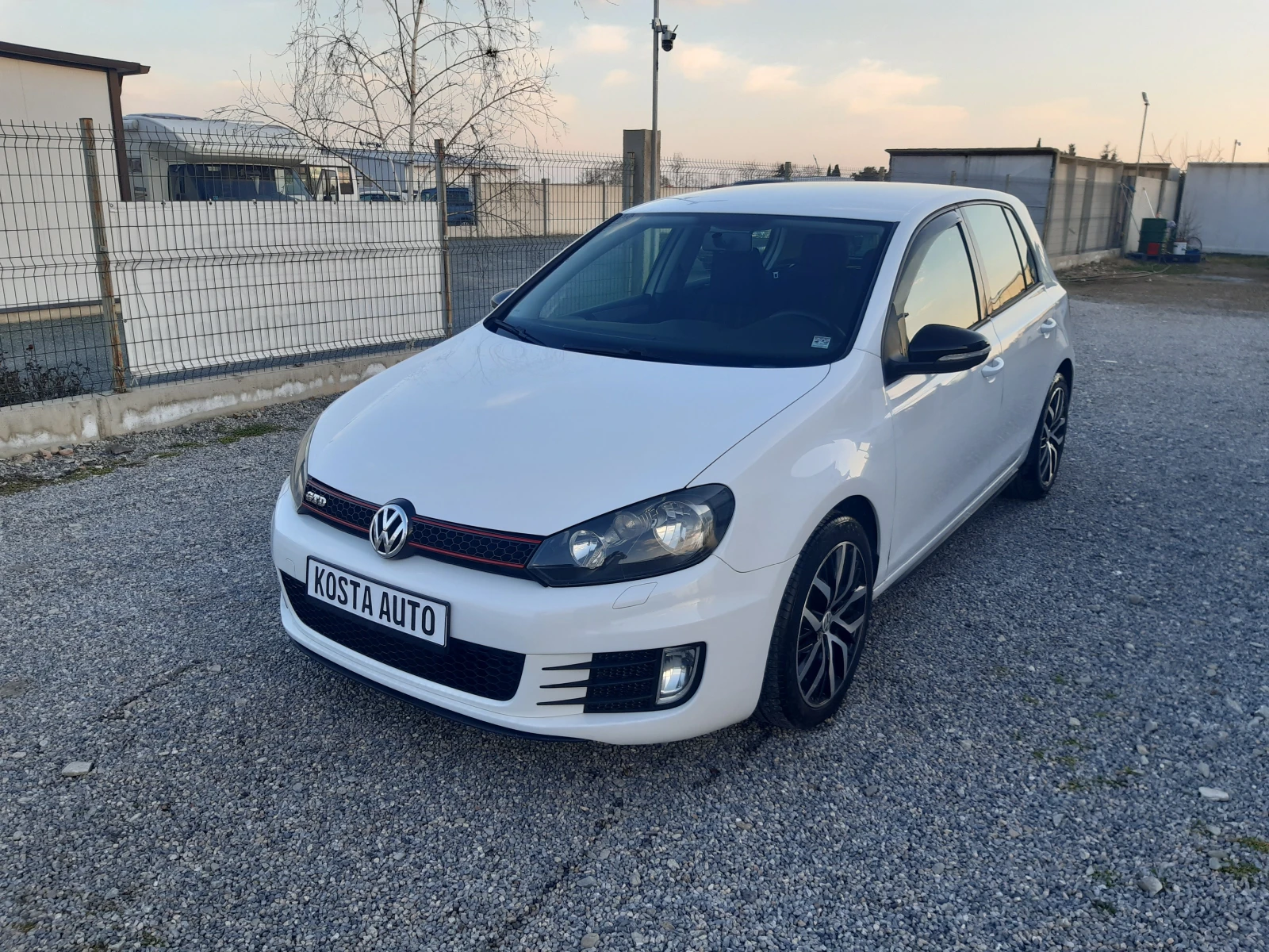 VW Golf GTD/АВТОМАТИК/НАВИГАЦИЯ/АВТОПИЛОТ - изображение 9