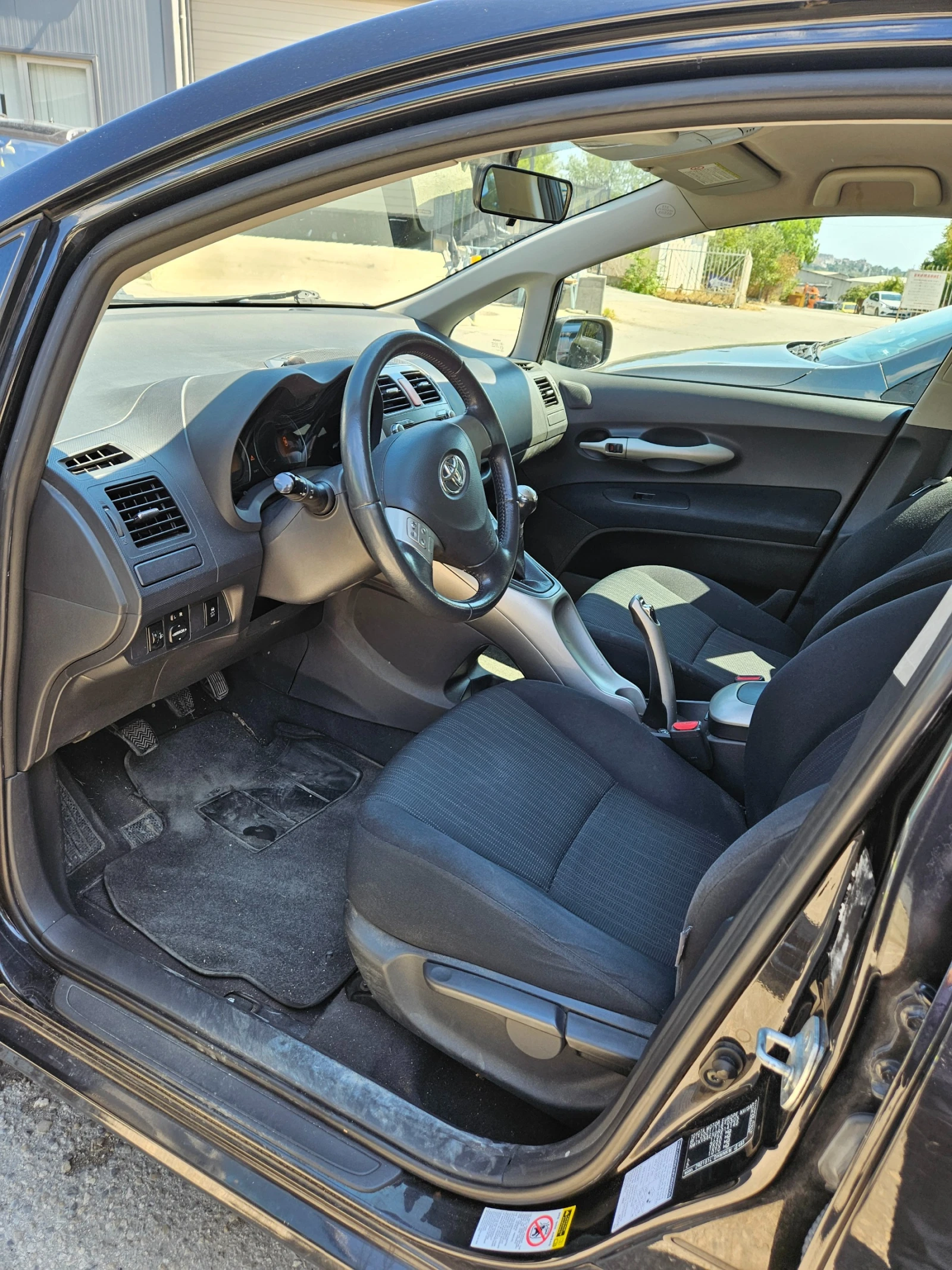 Toyota Auris 16V VVT-i - изображение 6