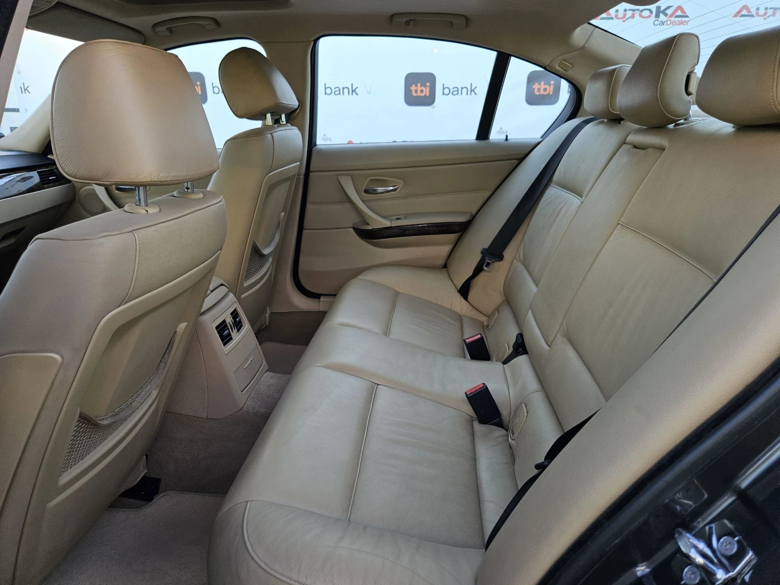 BMW 320 2.0D-163кс= АВТОМАТ= ПОДГРЕВ= КСЕНОН= ШИБЕДАХ= НАВ - изображение 9