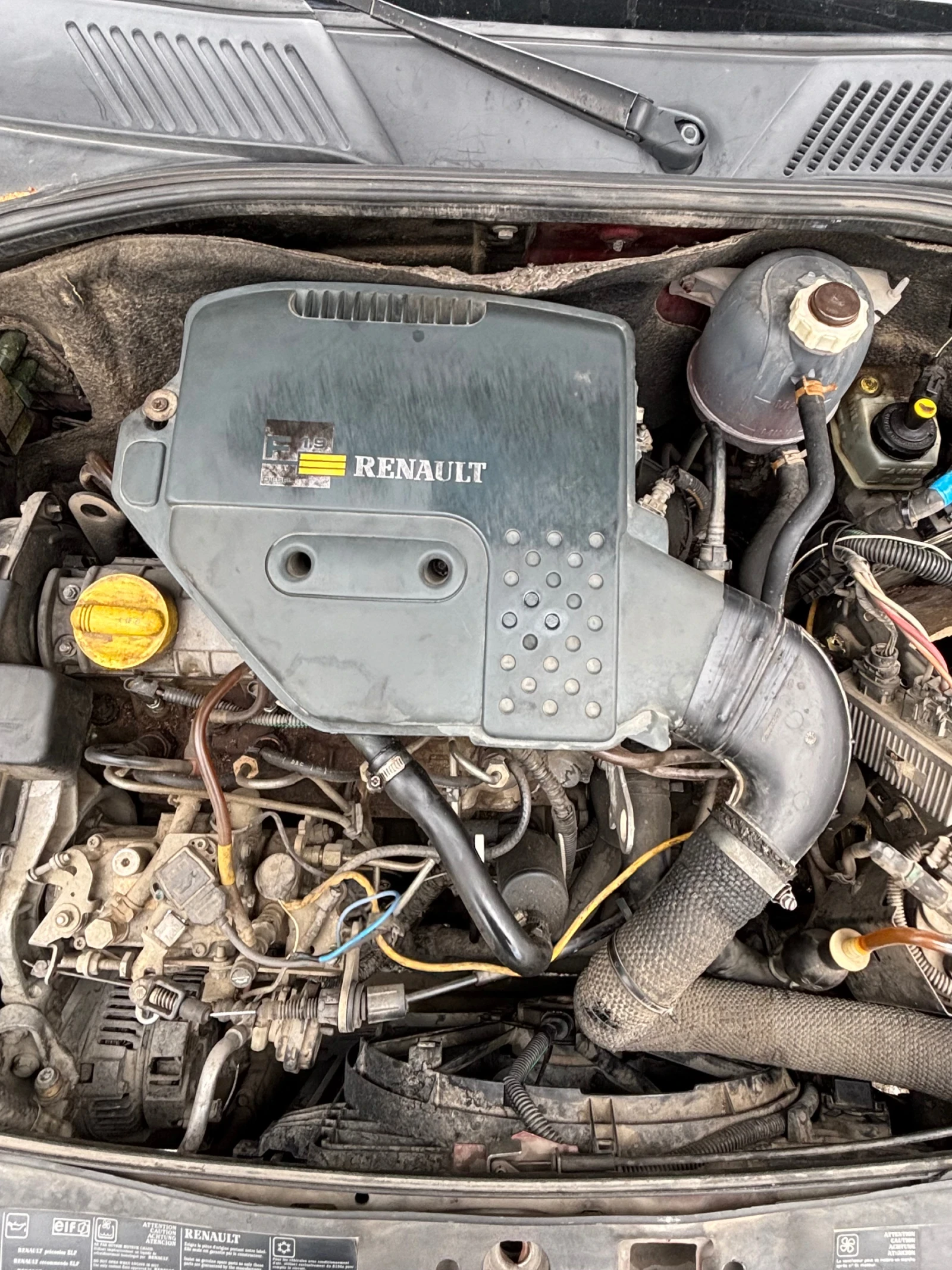 Renault Clio 1.9   | Mobile.bg   8