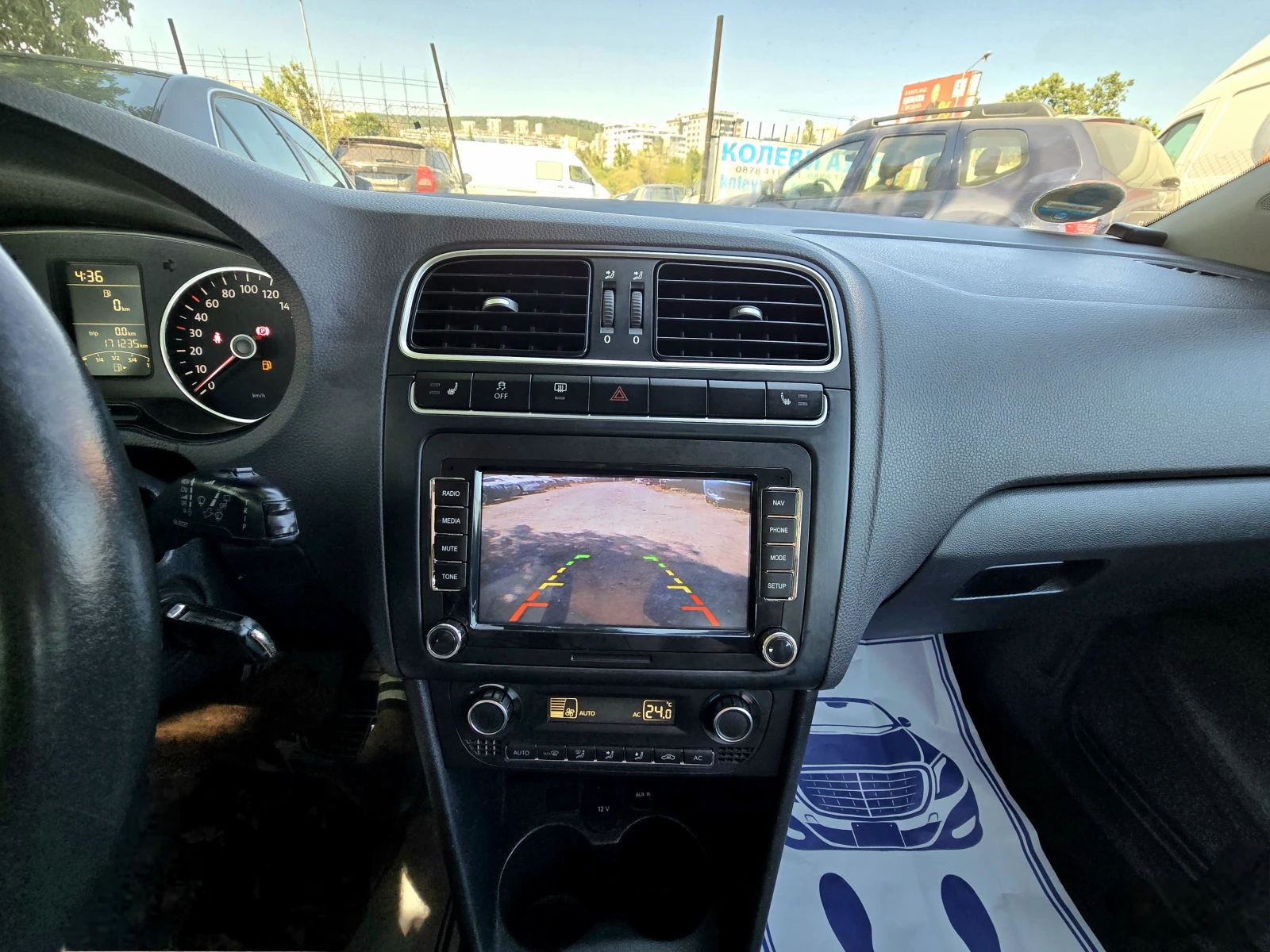 VW Polo 1.2i/90hp/NAVI - изображение 10