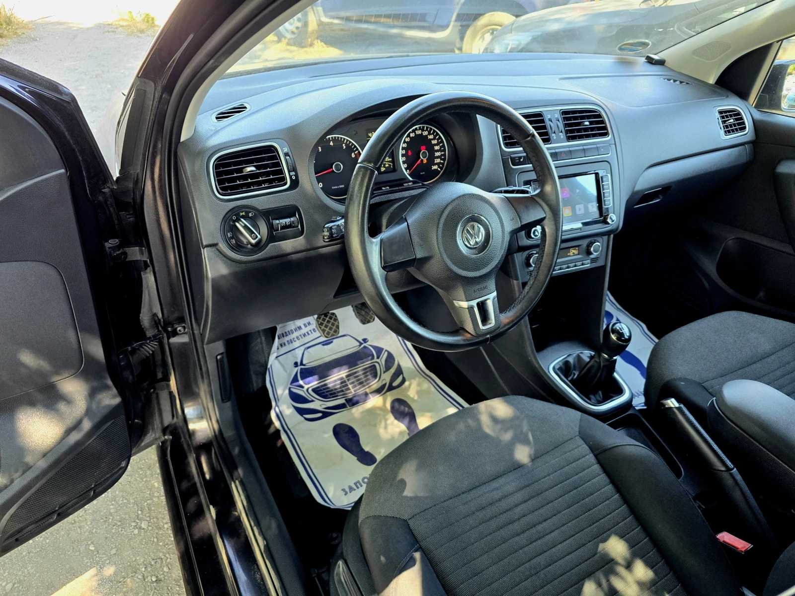 VW Polo 1.2i/90hp/NAVI - изображение 9