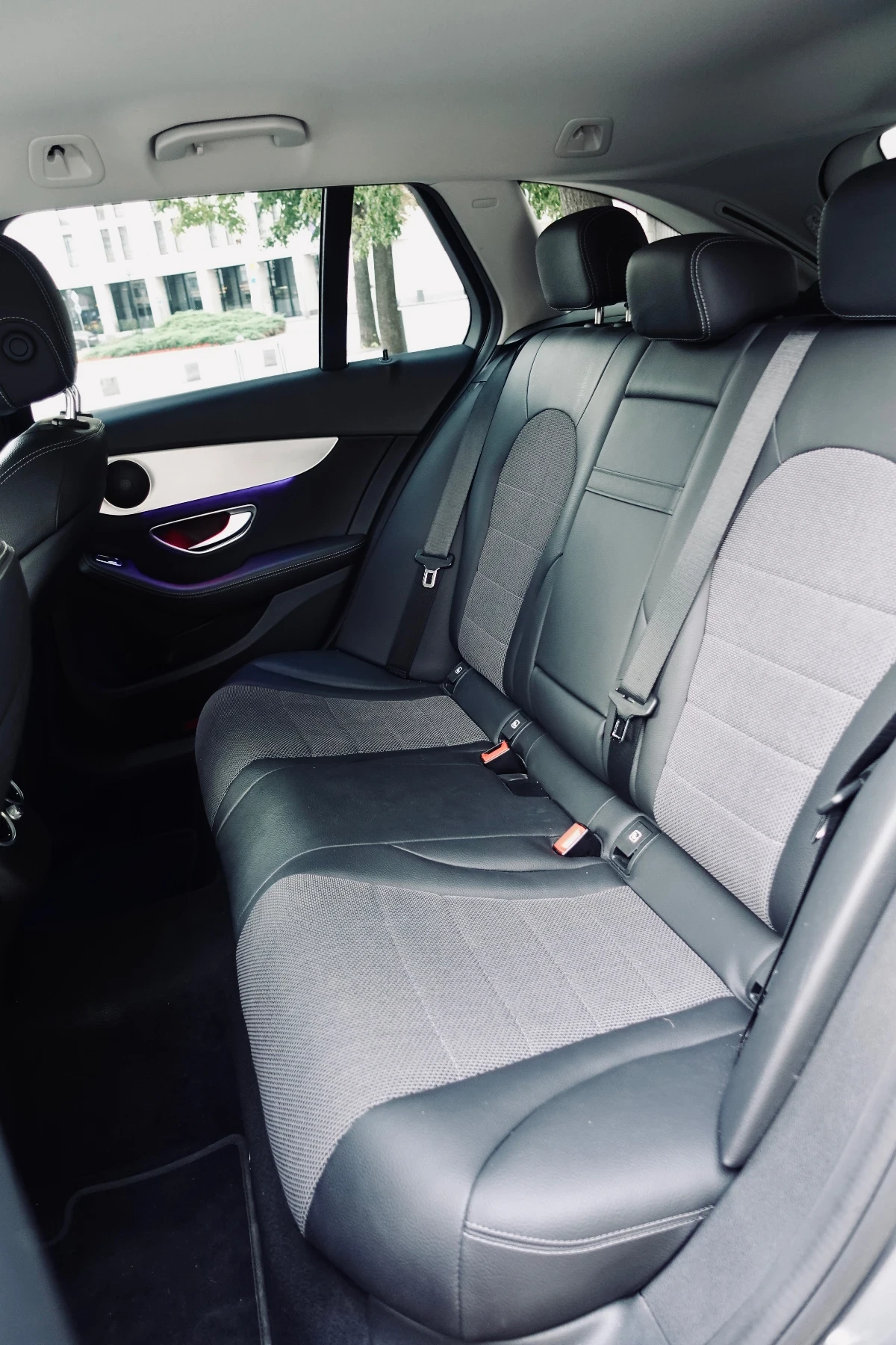 Mercedes-Benz C 220 d / AMG Line / Multibim LED / Digital | Mobile.bg � ����������� 13