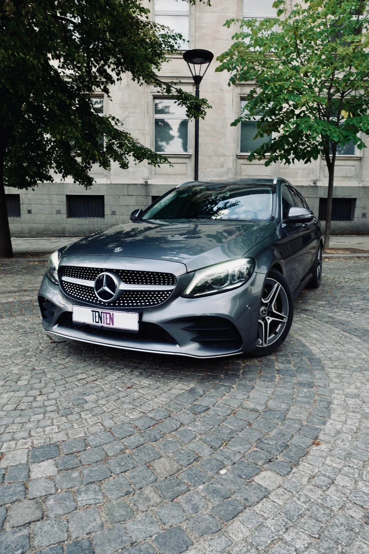 Mercedes-Benz C 220 d / AMG Line / Multibim LED / Digital | Mobile.bg � ����������� 1