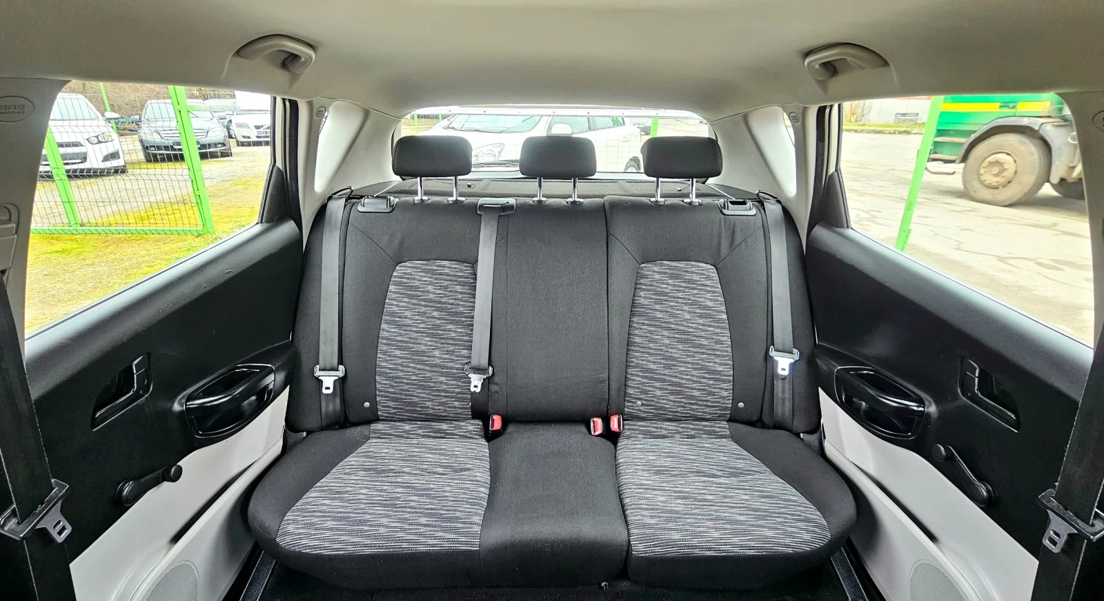 Kia Ceed 1.4i/105�./160�. ��./2009�. | Mobile.bg � ����������� 11