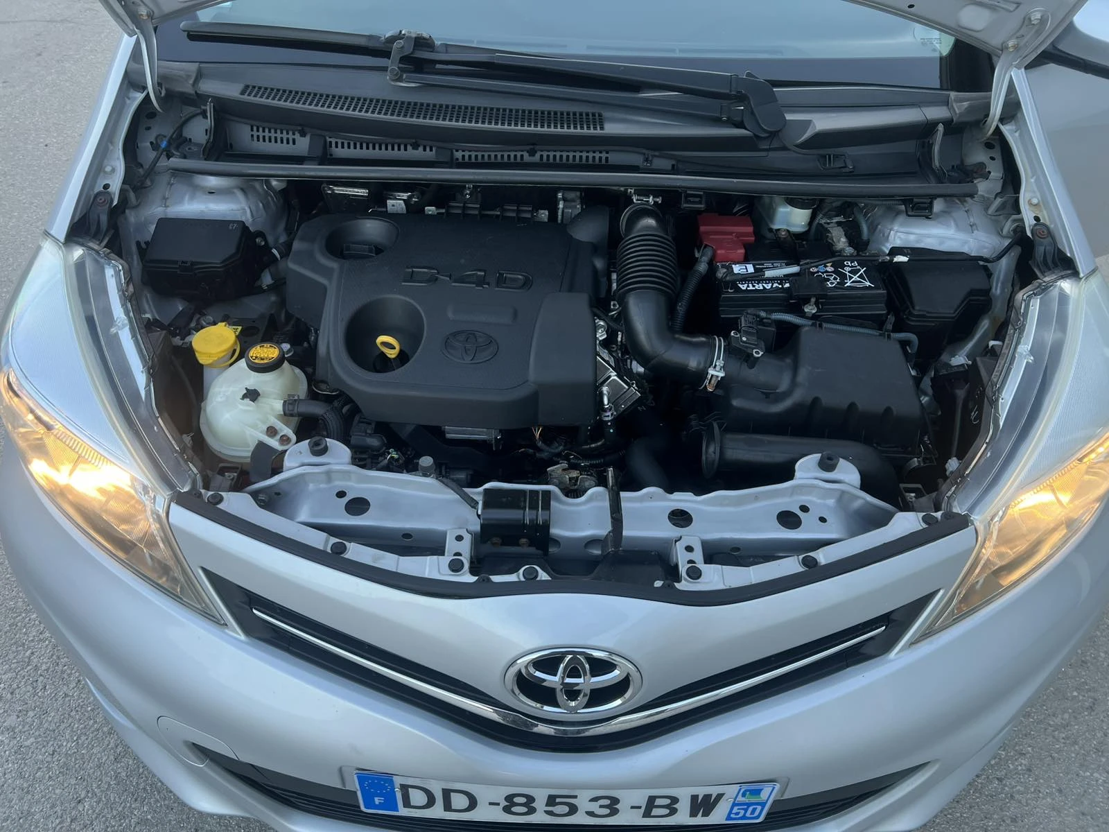 Toyota Yaris 1.4D4D Camera, Autopilot, снимка 16 - Автомобили и джипове - 53833819
