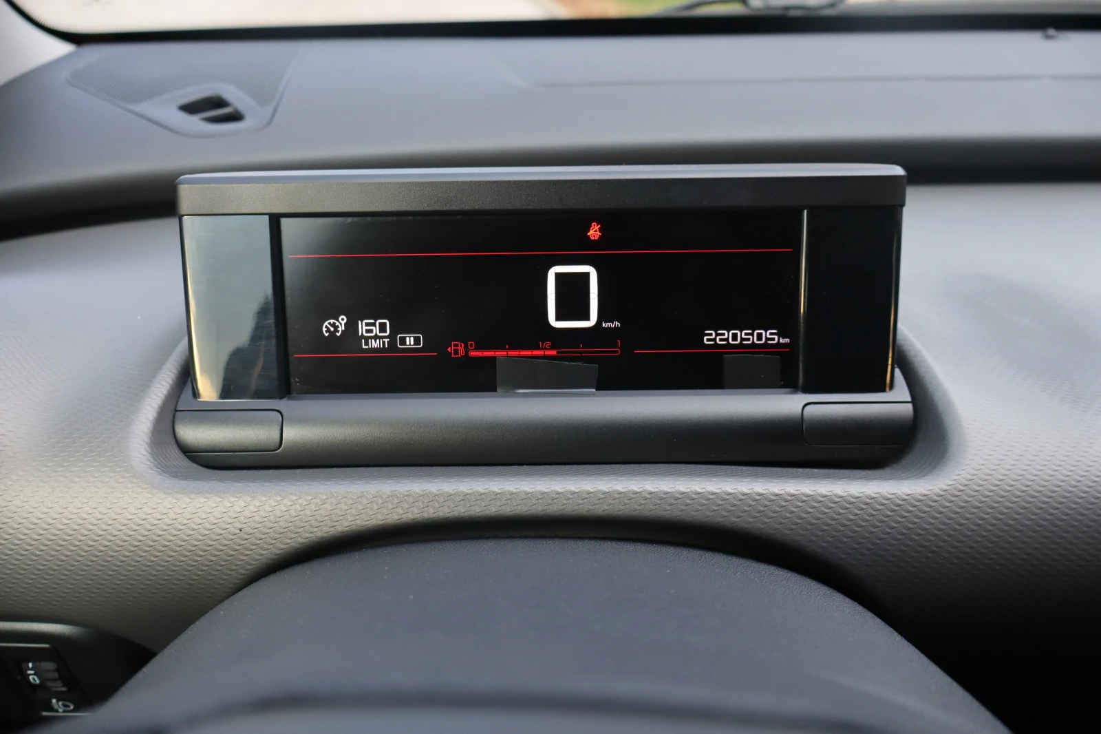 Citroen C4 Cactus 1.5HDI* E6* , снимка 9 - Автомобили и джипове - 53974299